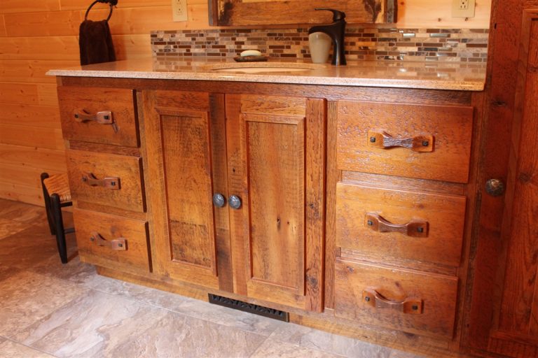 7 Reasons Our Reclaimed Barnwood is the Last Furniture You'll Ever Buy