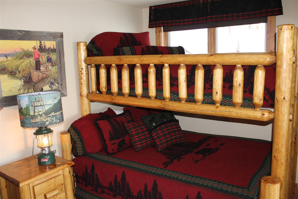 Stonegate Lake Home – Roughing It In Style